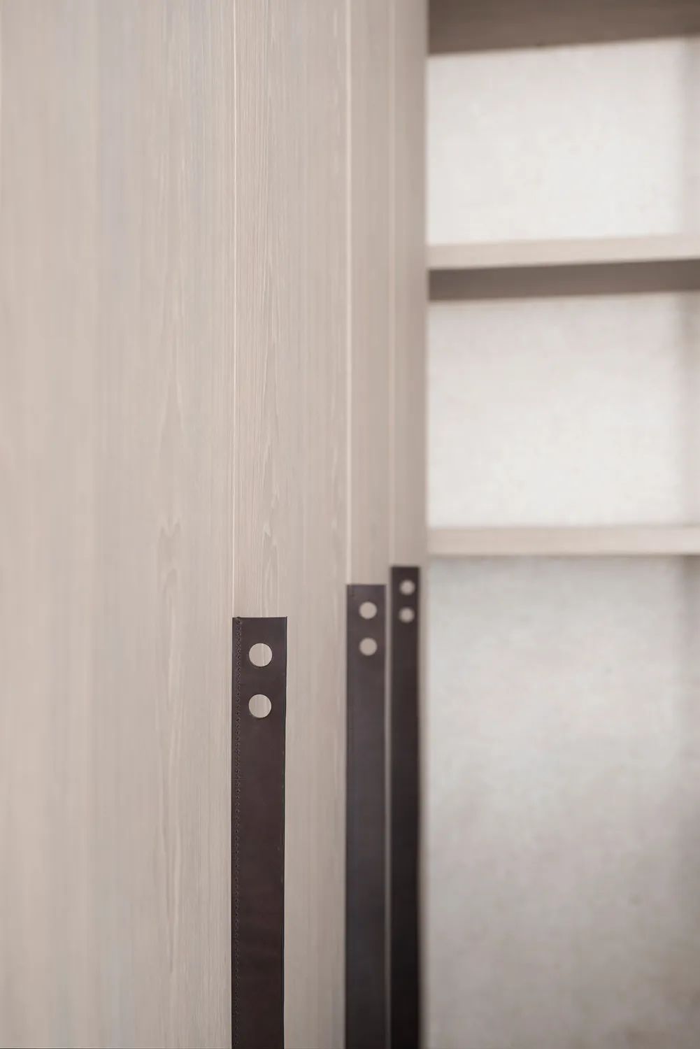 简约现代公寓设计，展现大树装饰品质-7