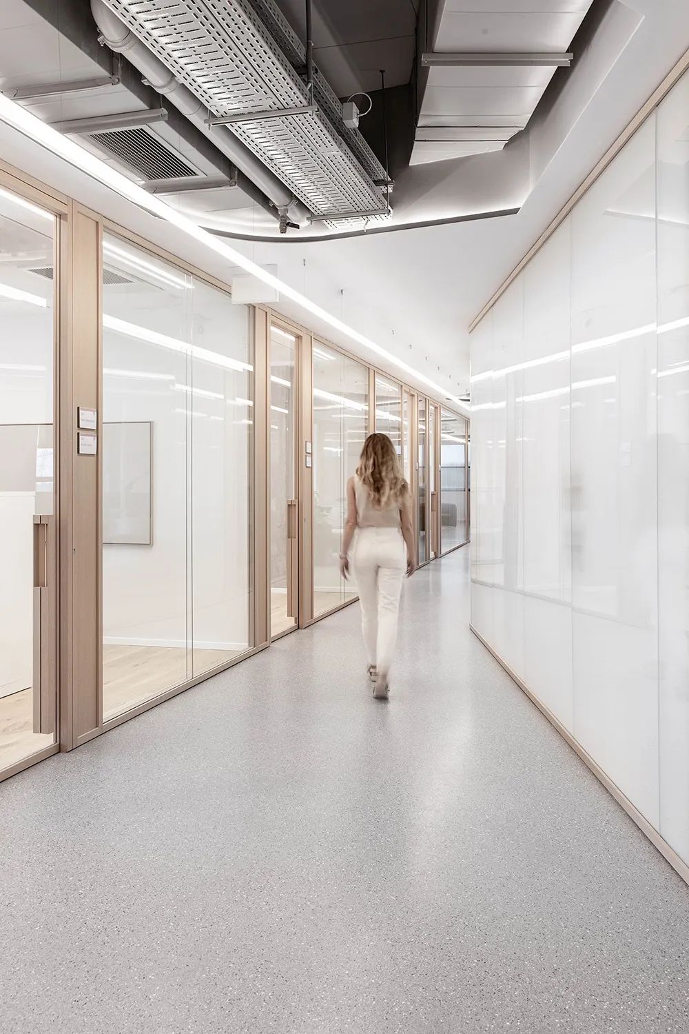 以色列 Edwards Lifesciences 办公空间丨不详-31