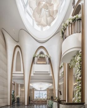 华中集团 · 拾光华邑售楼部丨中国保定丨创思设计