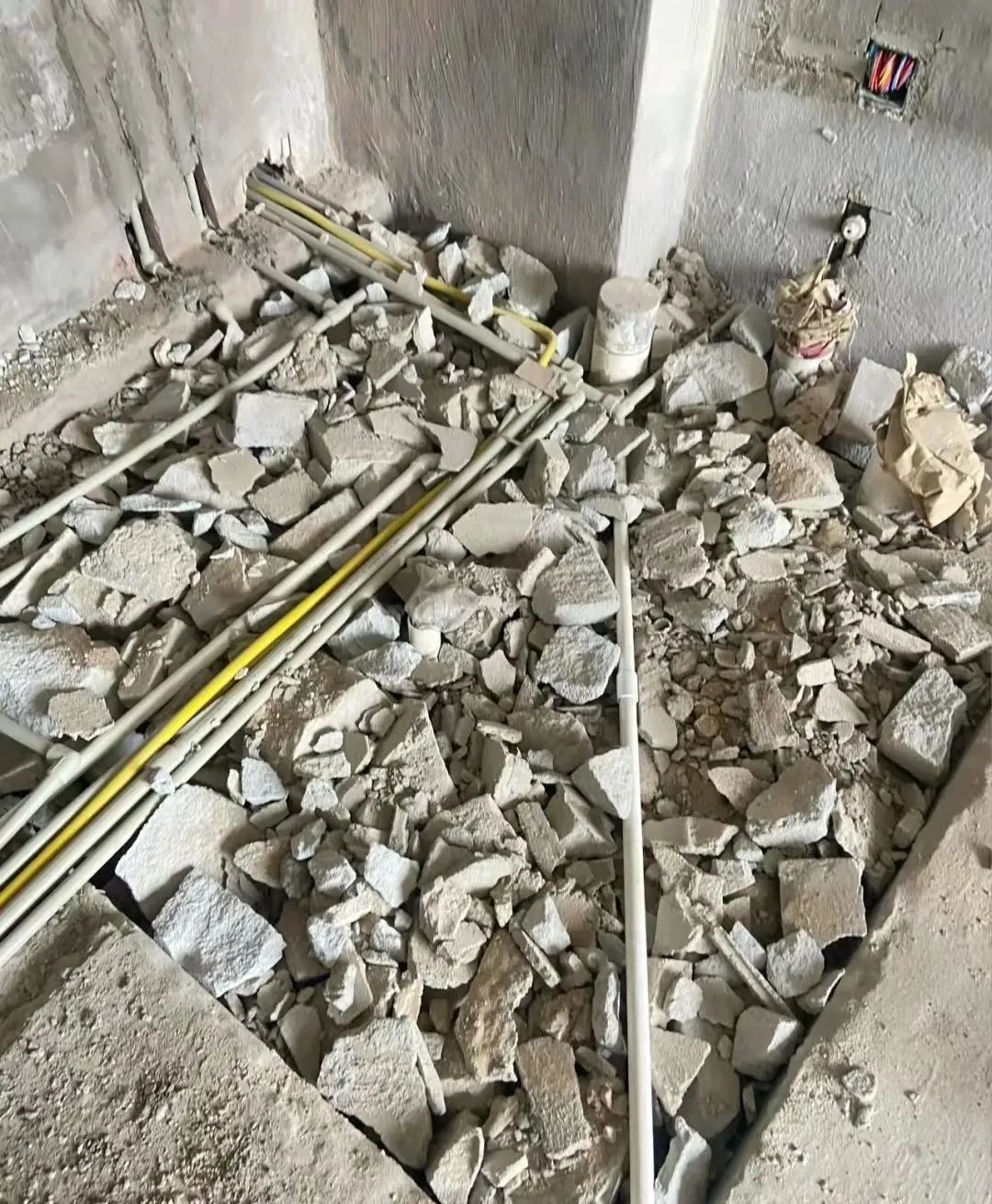 装修陷阱 · 如何避免建筑垃圾回填与防水问题-18