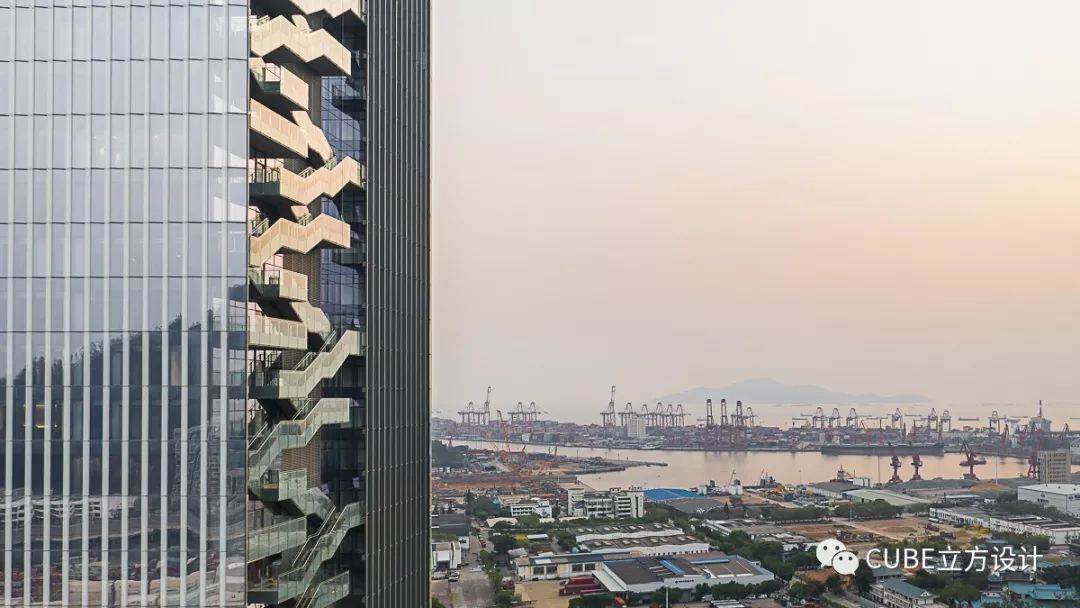 南开大厦 | 城市垂直森林,现代简约生态办公空间-55