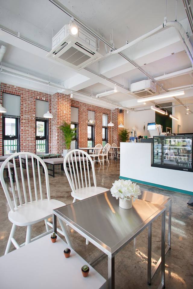 14 坪现代咖啡厅，简约空间设计典范-6