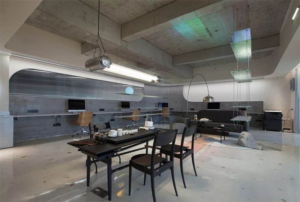 卧野空间设计事务所办公室——自由交流的弧形空间-23