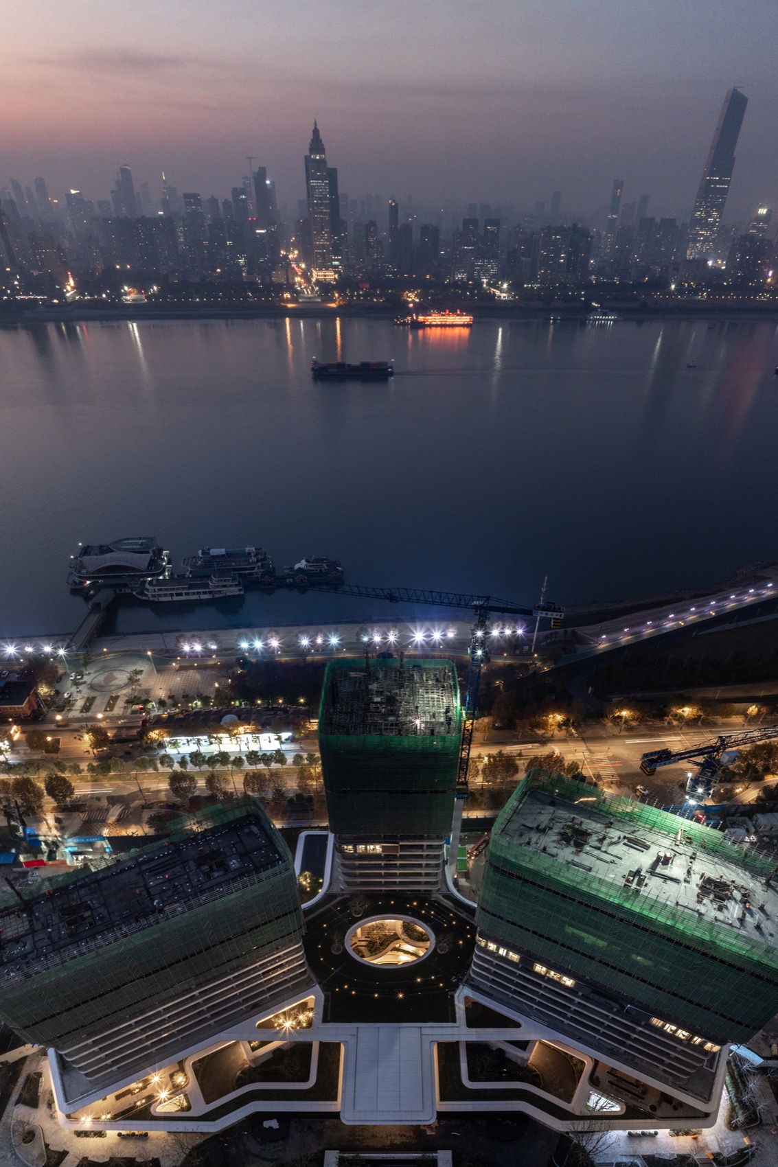 武汉长江天际丨中国武汉丨line+建筑事务所-190