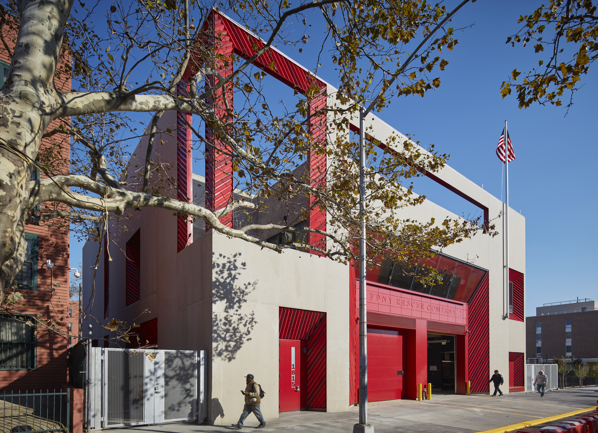 纽约市消防局救援二连设施丨美国纽约丨Studio Gang-4