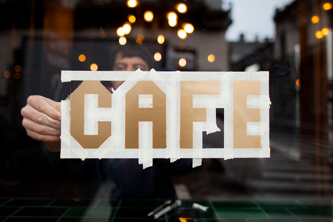 拯救历史,重塑身份的乌拉圭老药房咖啡馆-4