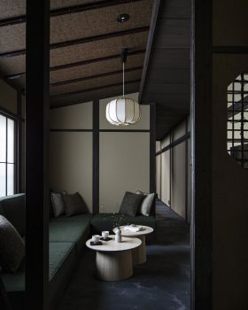 京都东本愿寺菜月（注：由于Nazuna可能是人名菜月，Kyoto Higashihonganji常见指京都东本愿寺，但这里不清楚Nazuna与Kyoto Higashihonganji的具体逻辑关系，不过按照要求给出这样一种可能解读的翻译） 丨日本京都丨Studio ALUC