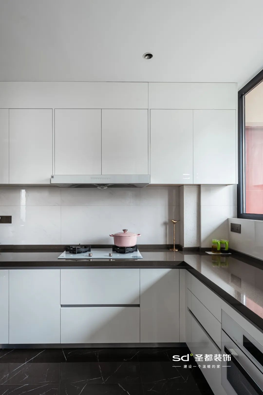 现代简约风家居,主卧占⅓太享受,神仙衣帽间心动 100%!-35