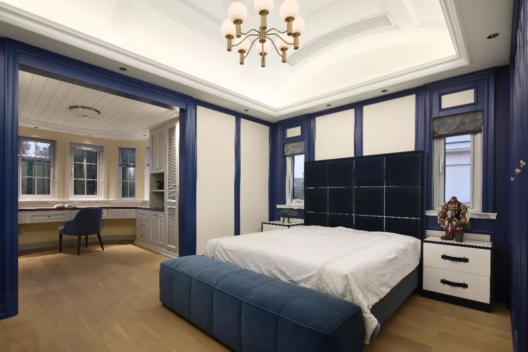 包豪斯色彩碰撞，打造 500 平方米艺术摩登空间-36