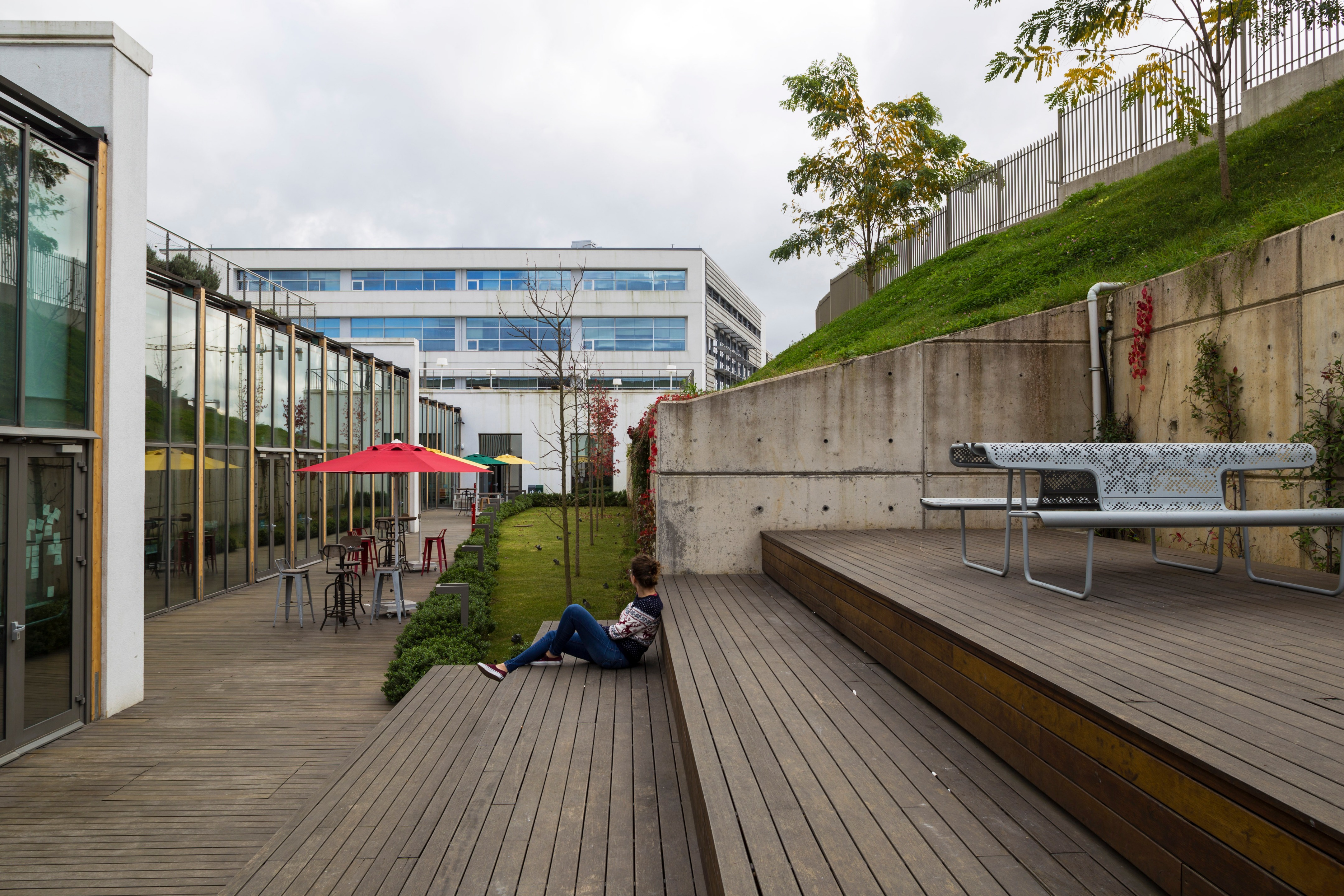 地下校园创新空间 | OZU X 建筑设计解读-27