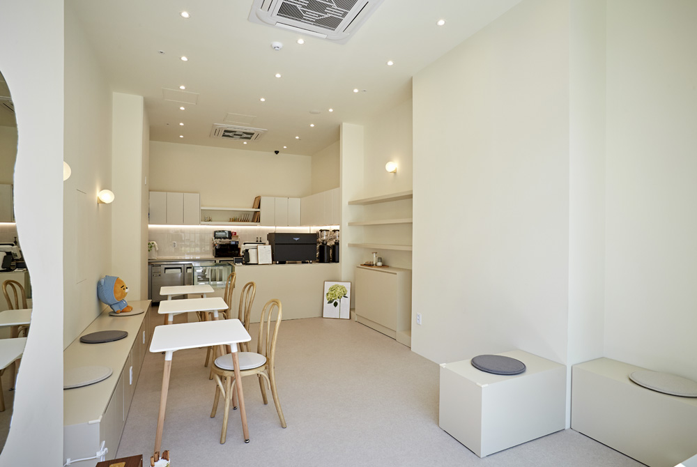 简约风格 10 平米咖啡馆设计，打造温馨小空间-3