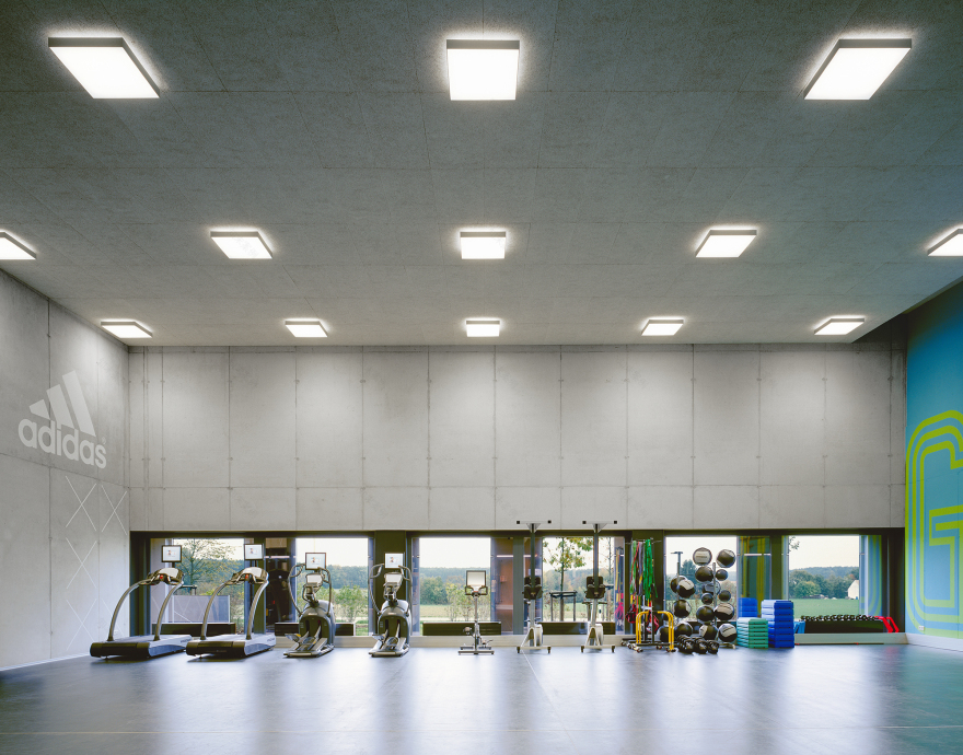 adidas Gym(阿迪达斯健身房及日托中心)丨德国丨agps-15