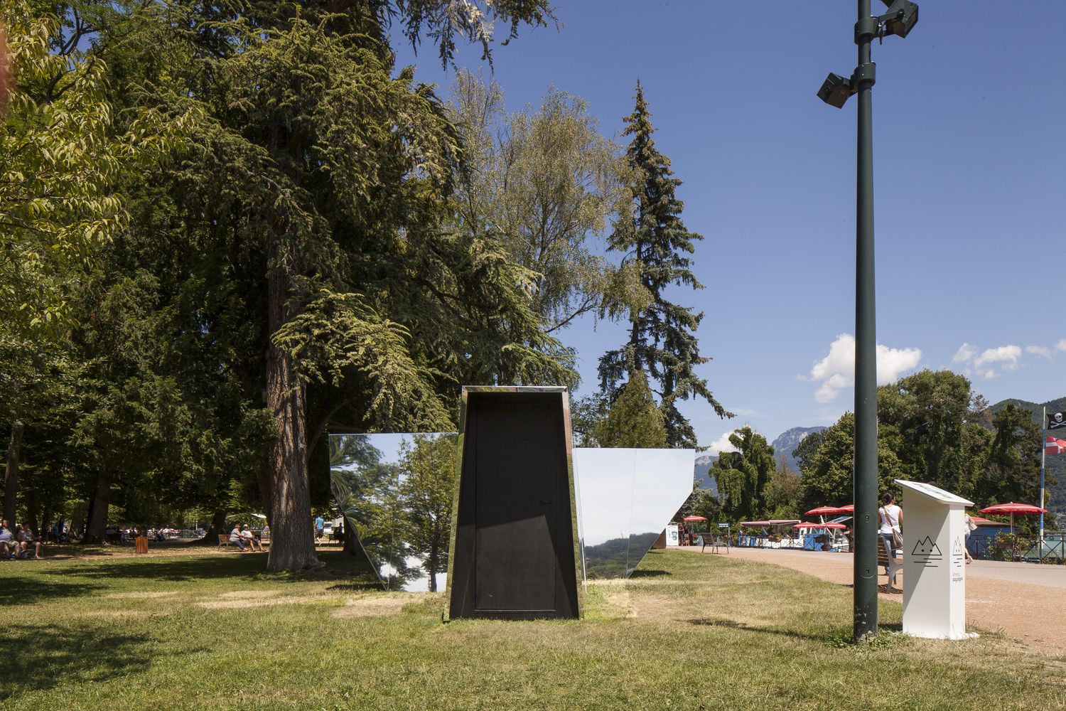 Truthehole  SPLACE-61