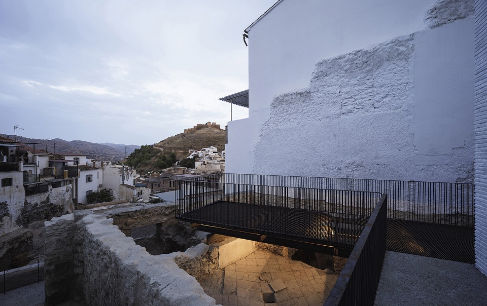 穿越时空的阿尔洛拉贮水池视角空间改造丨西班牙丨WaterScales arquitectos-37