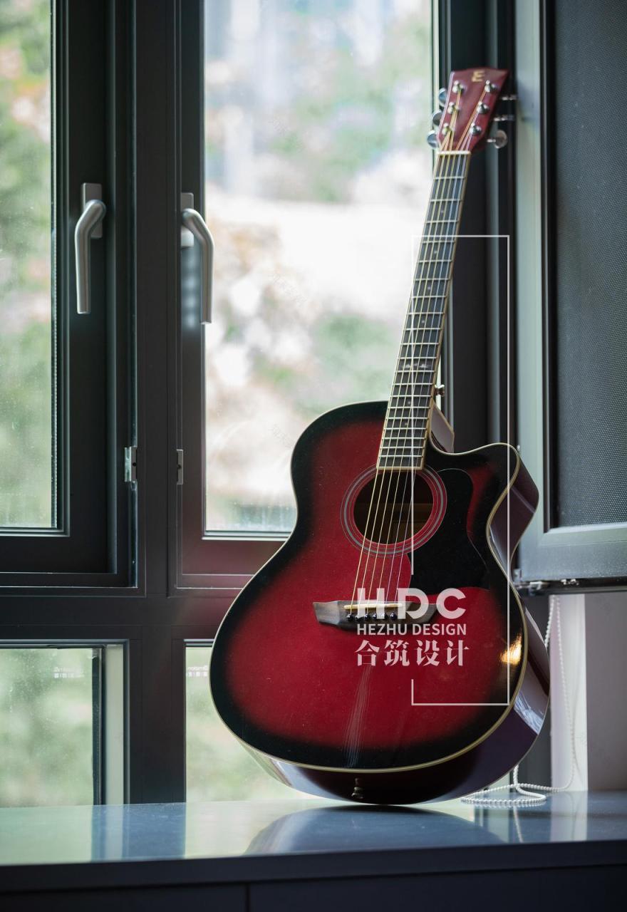 宁静沉稳的现代家居设计-26