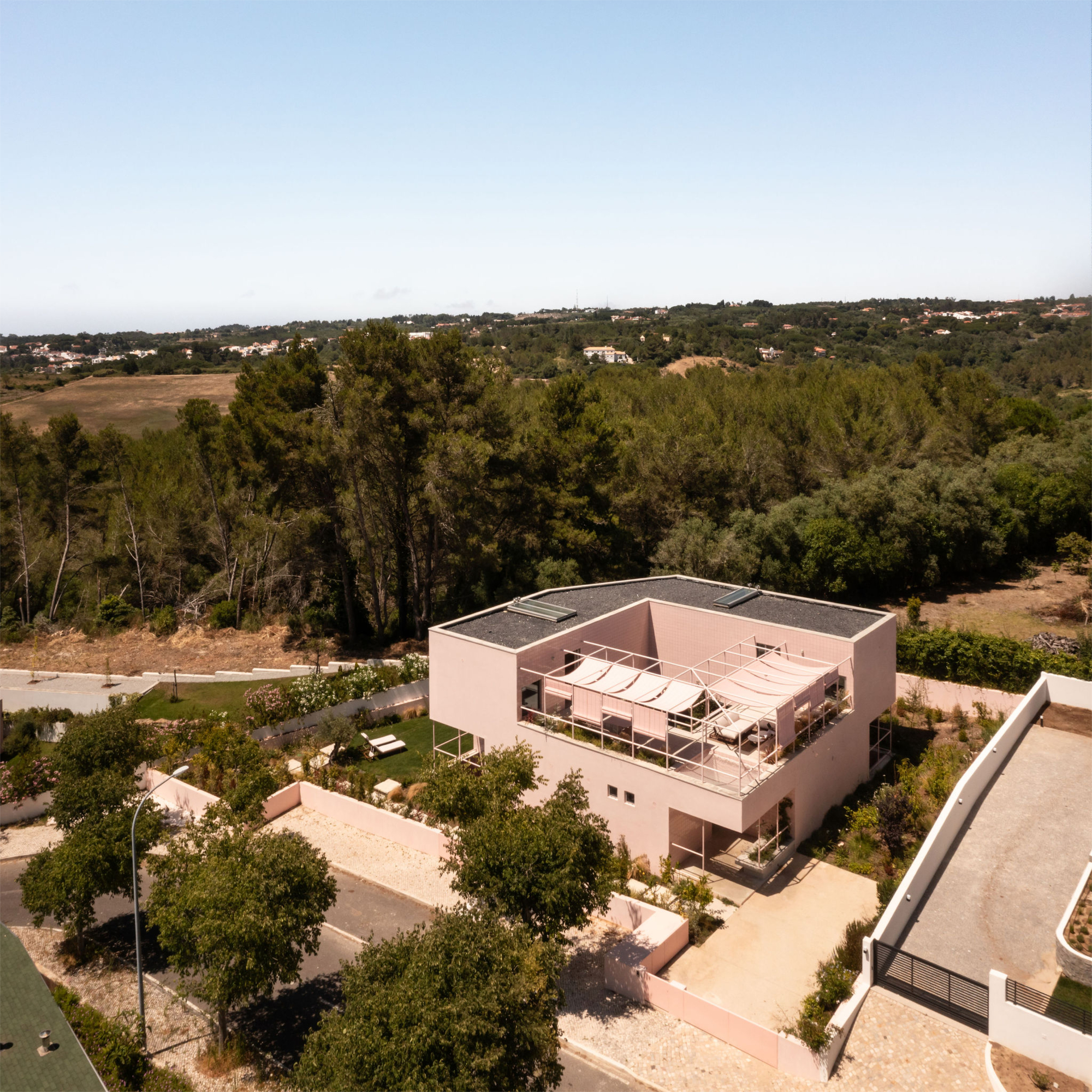 加拉马雷斯的房屋丨葡萄牙丨atelier RUA-33