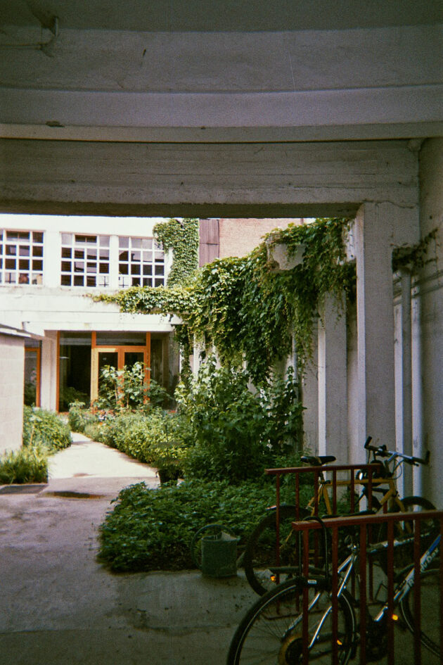 布鲁塞尔工业建筑改造住宅及陶瓷工作室丨比利时丨AgwA,Evelia Macal-55