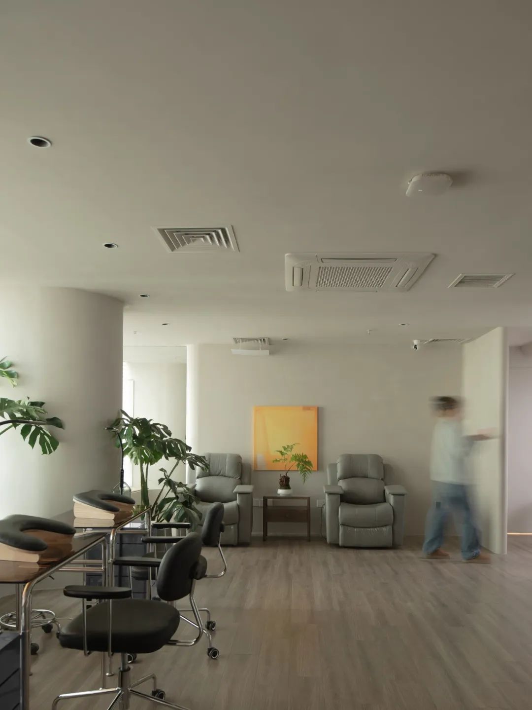 都市中的女性休憩空间 MMJ美甲美睫静安寺店丨中国上海丨多棵设计Studio DOTCOF-5