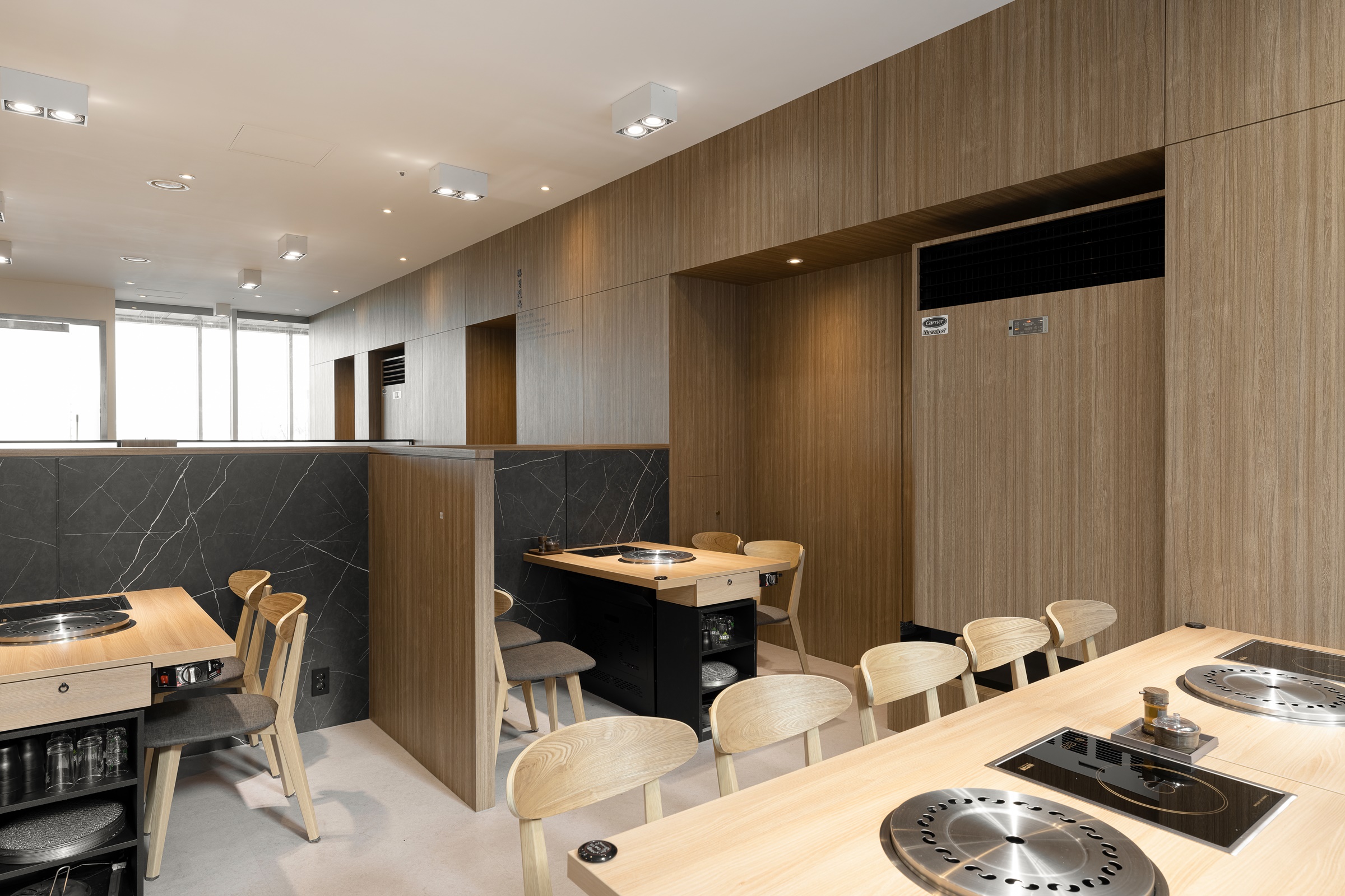 首尔某餐厅 | 极简主义的完美呈现-10