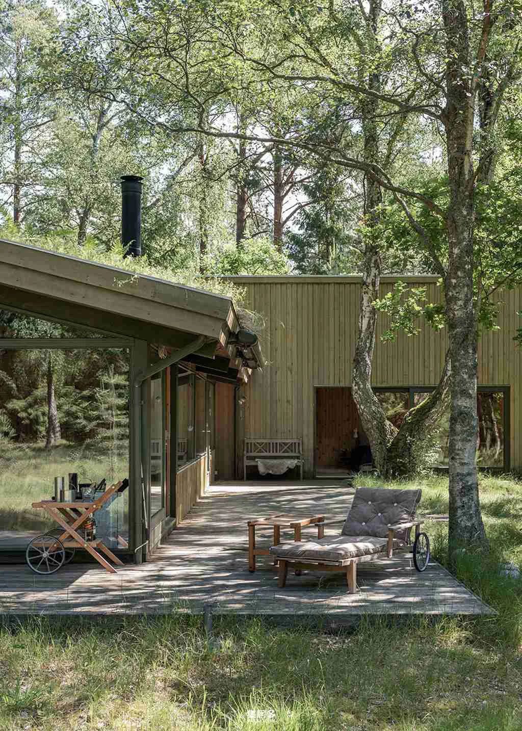 森林中与大自然融为一体的舒适小木屋-2