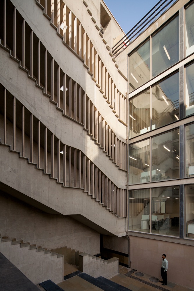 新德里 ICRIER 办公大楼 | 自然通风与环保设计-22