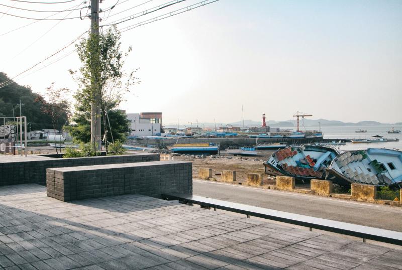 感性空灵的海洋风咖啡厅设计-14