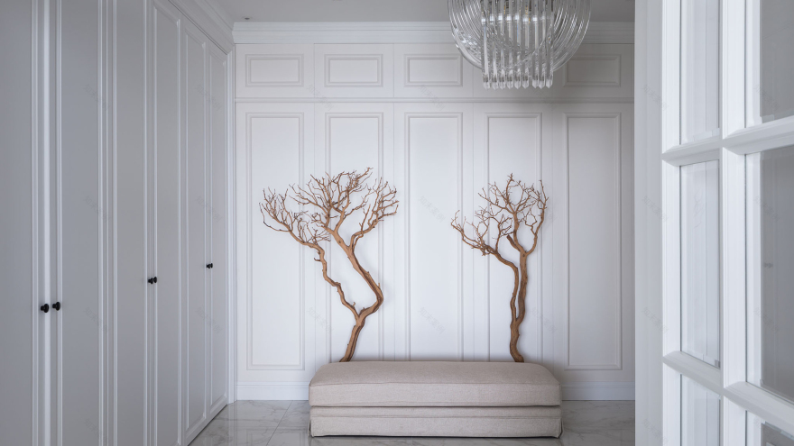 乌克兰河畔优雅经典公寓设计-7