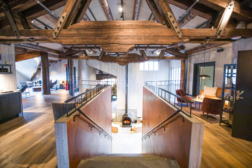 瑞典拉普兰 Niehku Mountain Villa 酒店,极地之眼的奢华设计-0