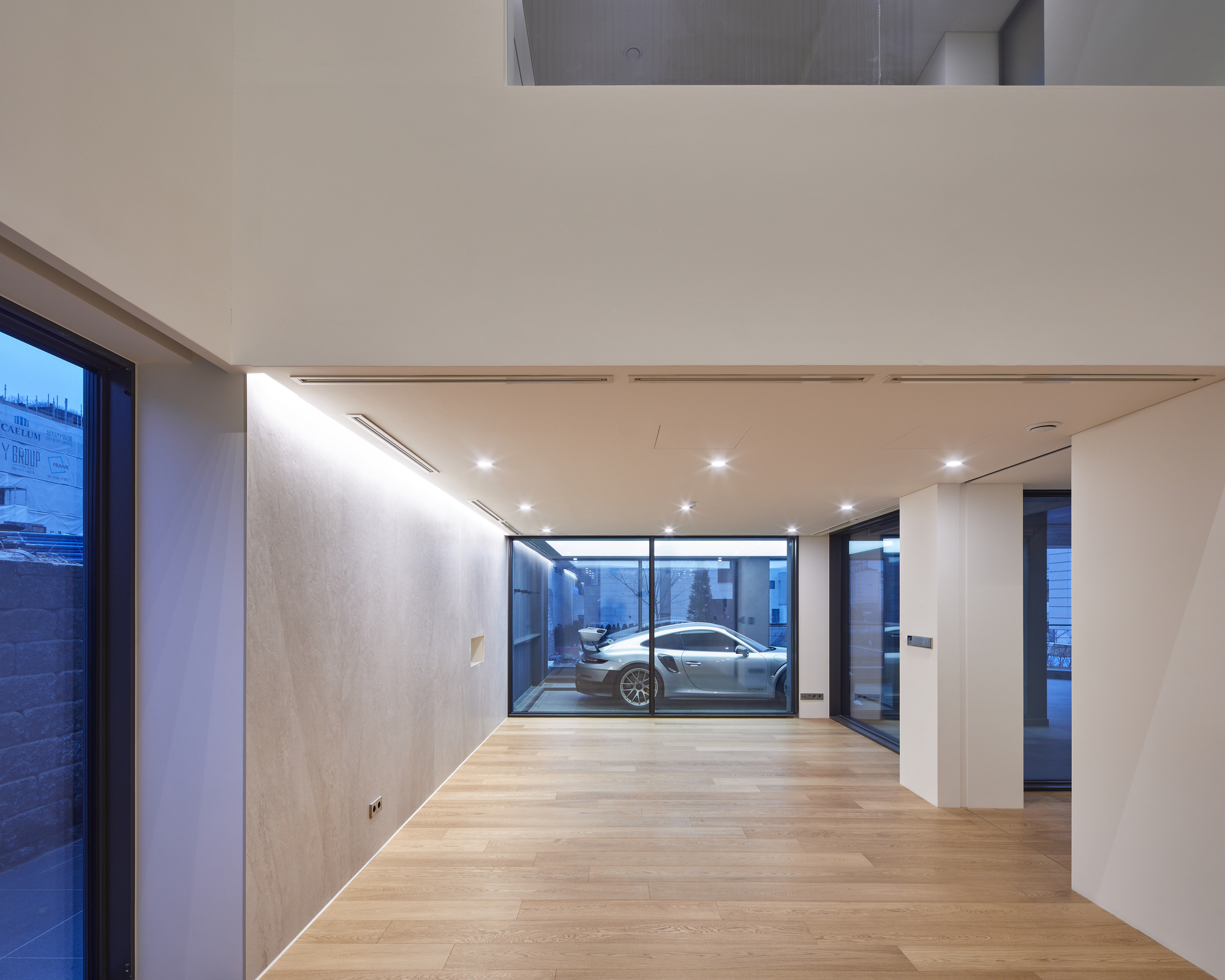 Turning Cube House / A'DUS [Architectural Designer Cluster]-32