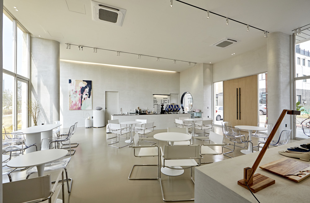 35 平现代简约咖啡馆&服饰店设计-6