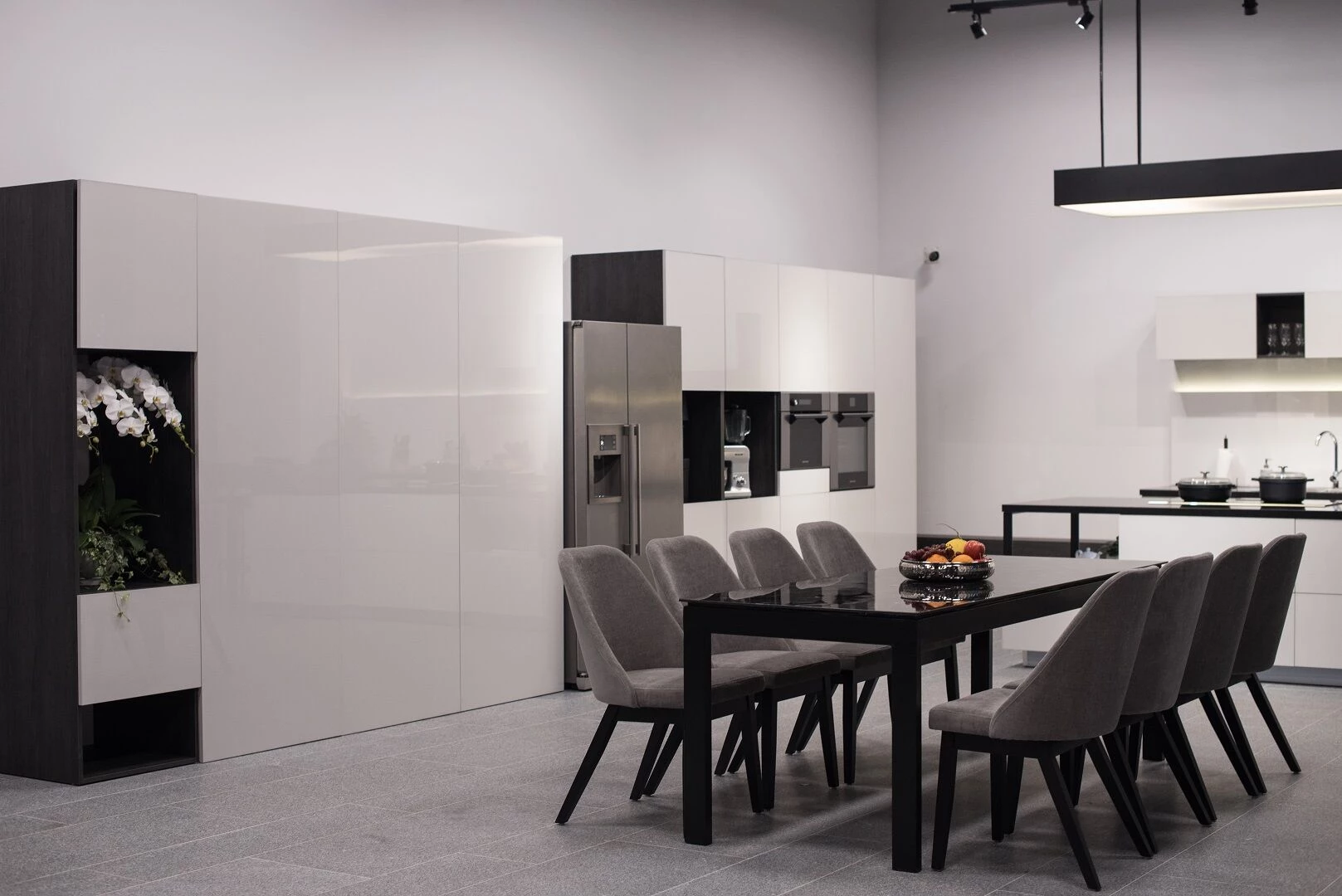 越南河内 Rehau 展示厅——创新材料展示与办公空间的完美融合-24