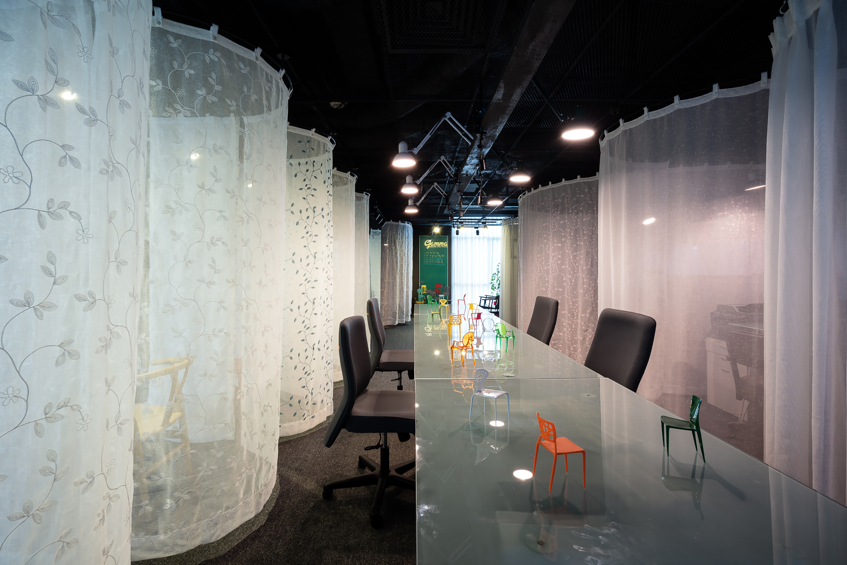 低成本翻新办公室，Gamma 的灵动空间-12