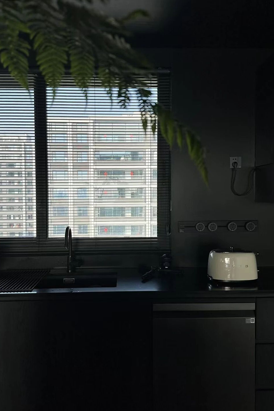 极简暗黑风:隐秘 · 深邃丨中国杭州丨有斯设计-45