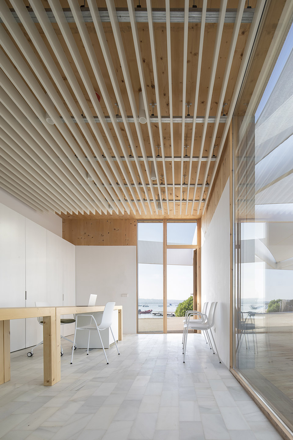 Formentera水上运动中心，西班牙 / Marià Castelló Architecture-60