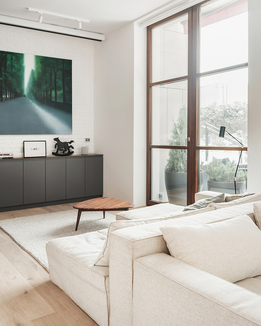 INT2architecture: квартира с антресолью и патио в центре Москвы-2