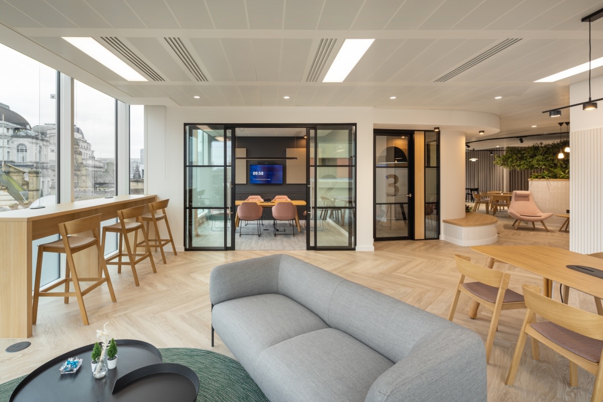 英曼彻斯特 Avison Young 办公室丨英国曼彻斯特-13