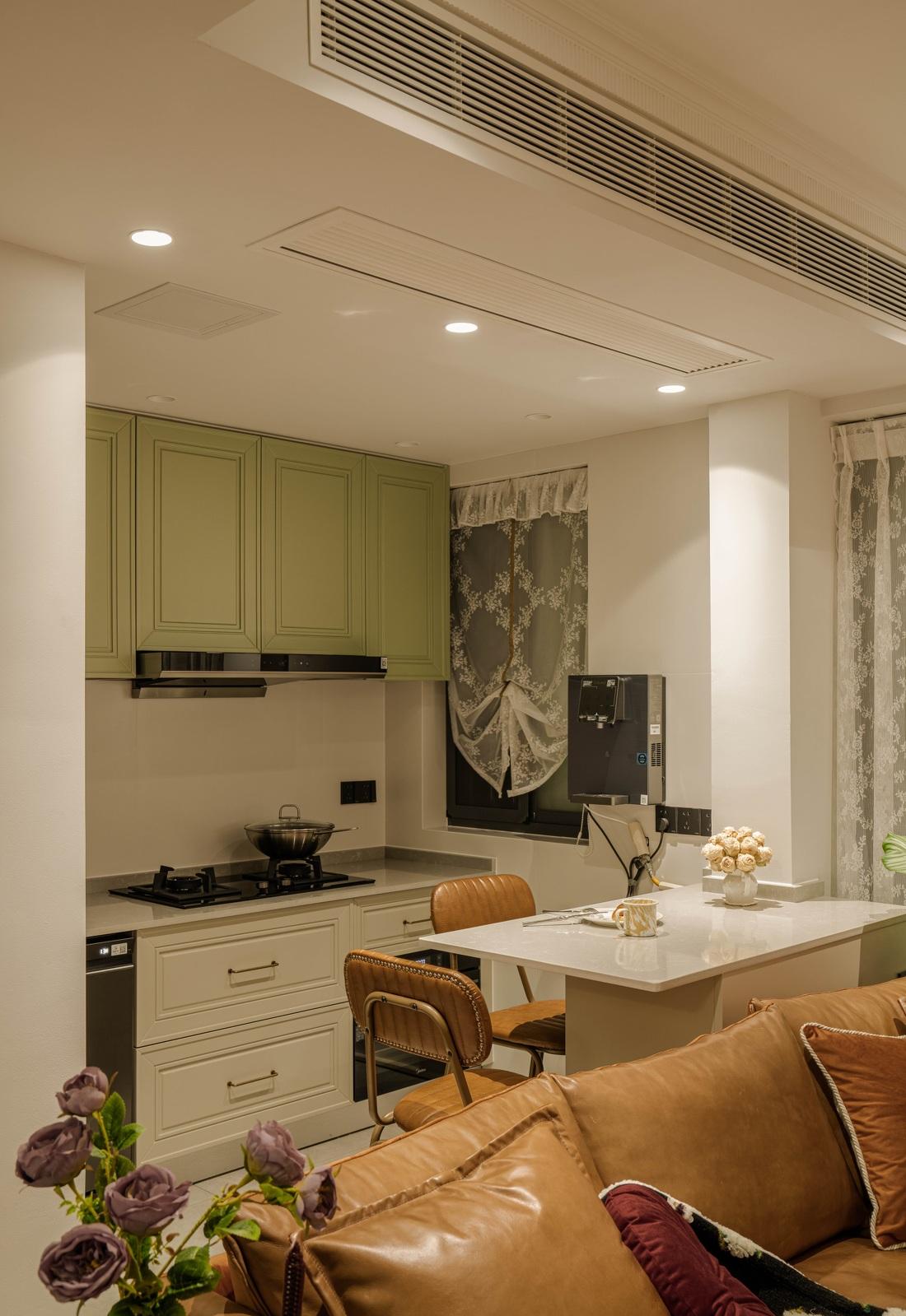 庄园浪漫 · 90 后海归女孩的复古精致小两室公寓设计-14