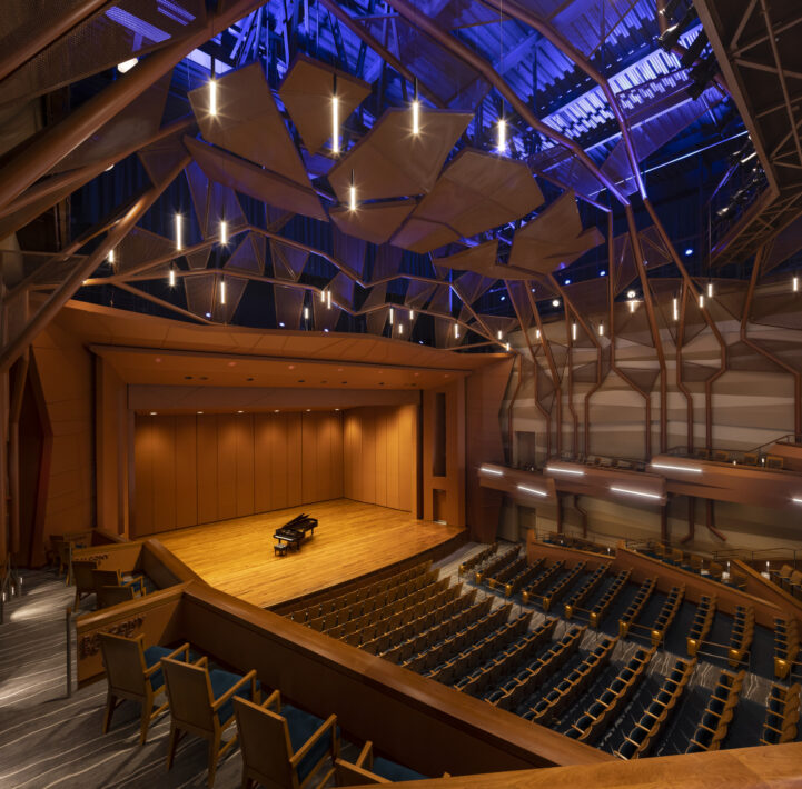 Gonzaga University: Myrtle Woldson Performing Arts Center - Perkins Eastman-1