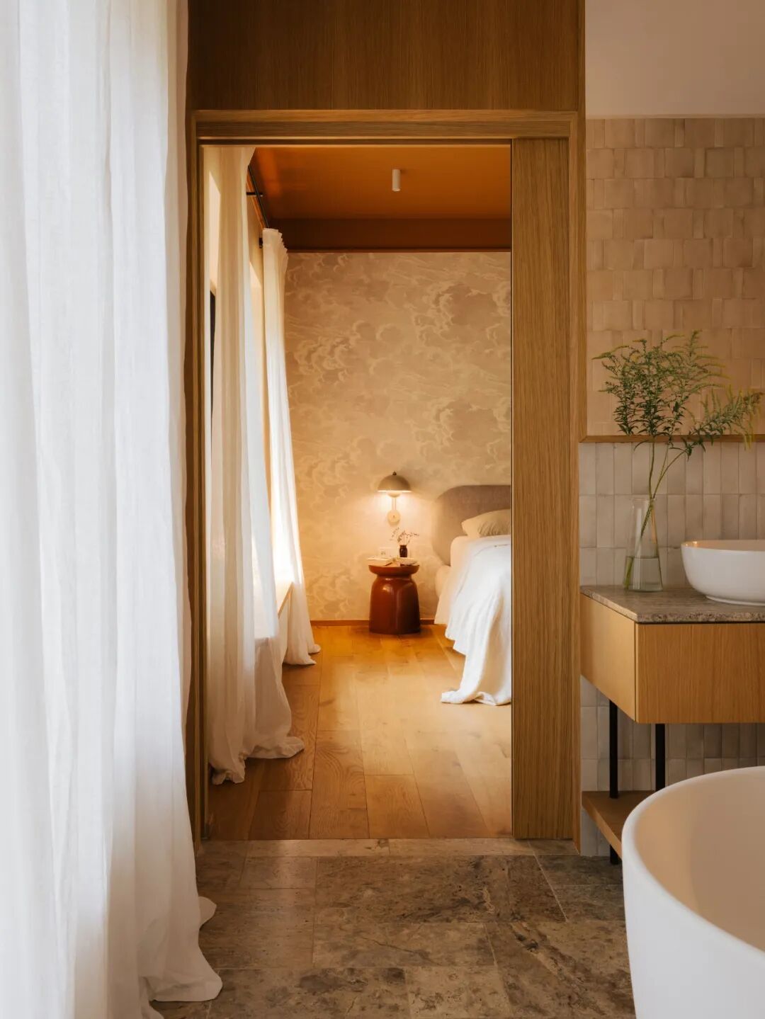 卡萨拉斯玛格丽塔斯公寓（Casa常见指房子、公寓等，由于缺乏更多背景信息，一般以公寓来常见处理，但根据具体场景这里也可能表示其他场所；Las Margaritas音译过来是拉斯玛格丽塔斯 ，它可能是具体的人名、地名等，可根据实际情况进一步确认指代对象及更合适的译法，如果是酒店、度假村等也可纠正信息重新让我翻译 ）丨哥伦比亚丨Trópico Arquitectura-54