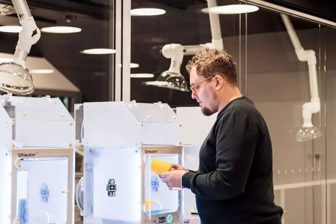 全球超颠覆的图书馆诞生了：煮饭、租房、唱K……无所不能！-56