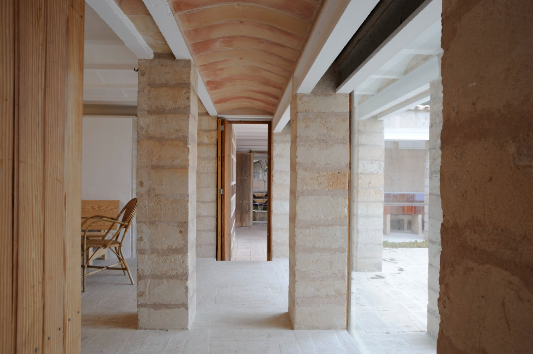 罐头清单或能利斯(具体含义需根据更多上下文来确定)丨西班牙丨约翰·伍重-37