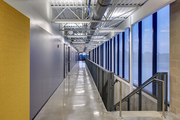 Career Academy of Pella  Neumann Monson Architects-12