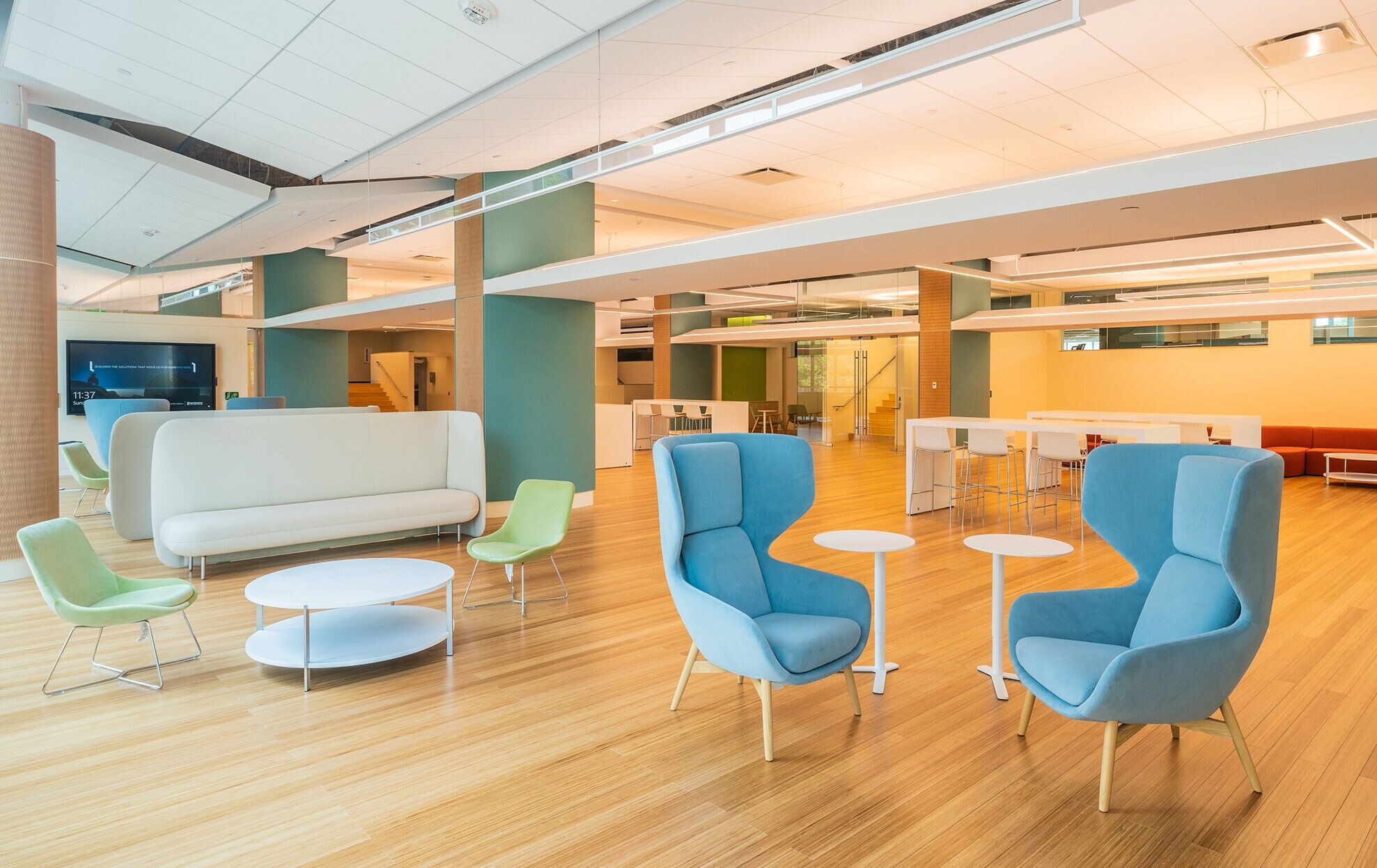 剑桥 Kendall Square 停车库改办公空间丨美国丨Paul Lukez Architecture-19