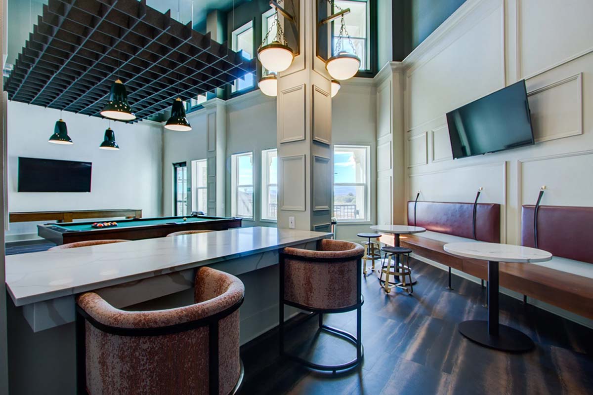 在2534时起床（注：实际时间通常采用24小时制，此处2534可能是有误表达，若2534并非按时间理解，请提供更多背景信息） 丨美国科罗拉多-27