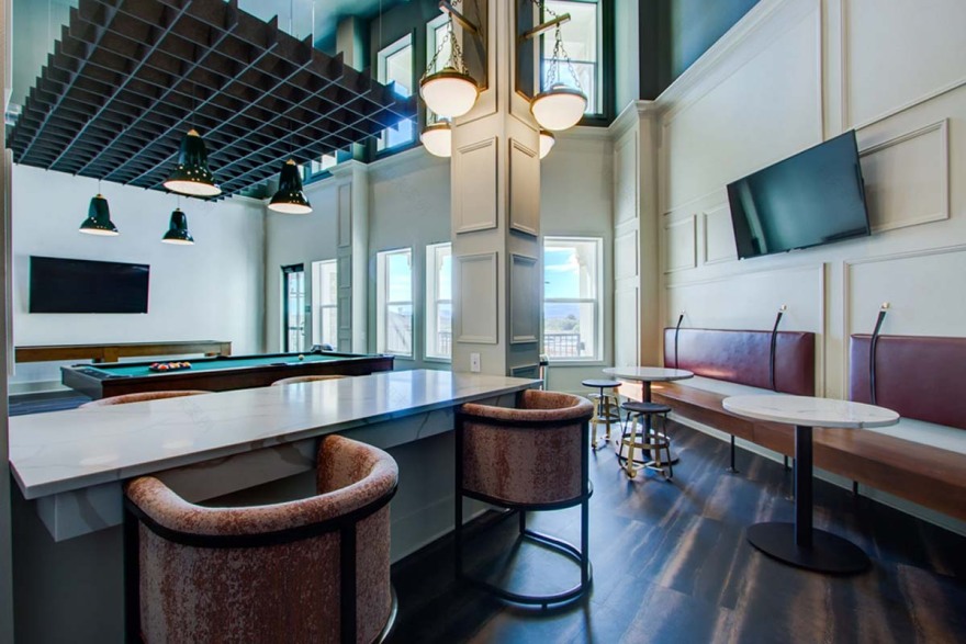 在2534时起床(注:实际时间通常采用24小时制,此处2534可能是有误表达,若2534并非按时间理解,请提供更多背景信息) 丨美国科罗拉多-27