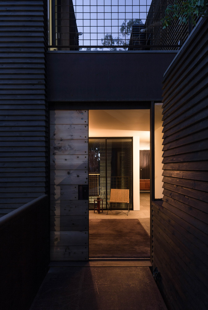 Redwood House 融入峡谷的现代住宅设计-31