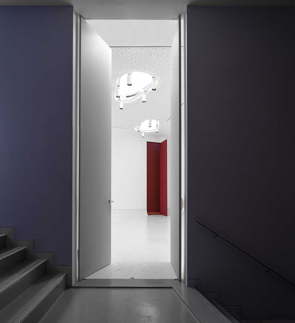 融于老城景观的文化艺术中心 / Pedro Gadanho + CVDB Arquitectos-32