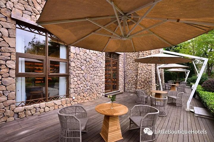 峨眉山蓝光己庄酒店 | 亲子度假新地标,设计融合川西与东南亚风情-35