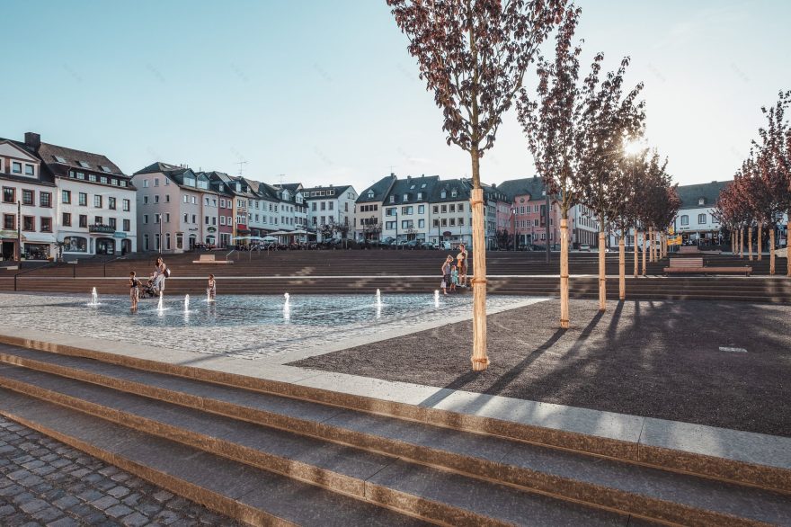 德国普吕姆·圣萨尔瓦多教堂广场设计丨Planorama Landschaftsarchitektur-12