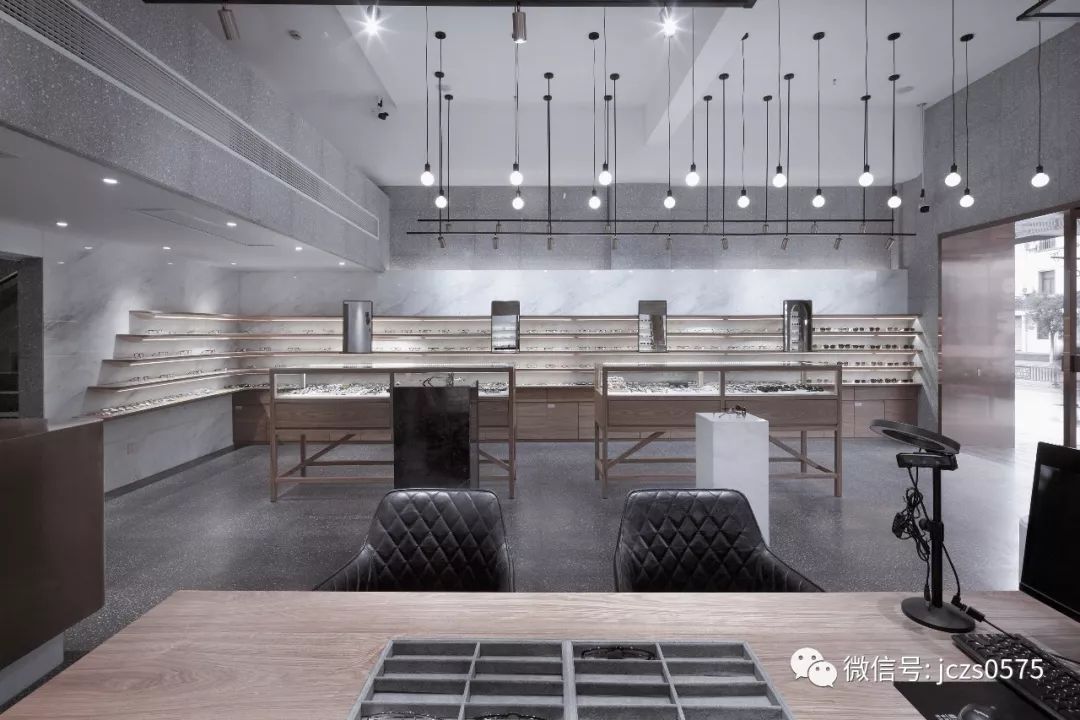 金蟾作品丨毛源昌眼镜绍兴银泰店,百年品牌的新篇章-25